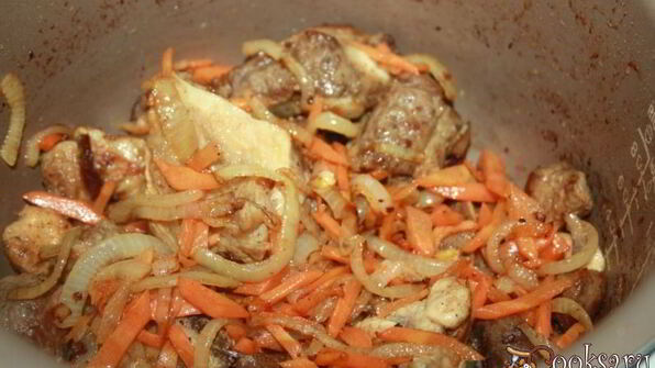 плов с говядиной, курицей и нутом в мультиварке