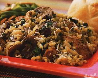 Плов с курицей и грибами