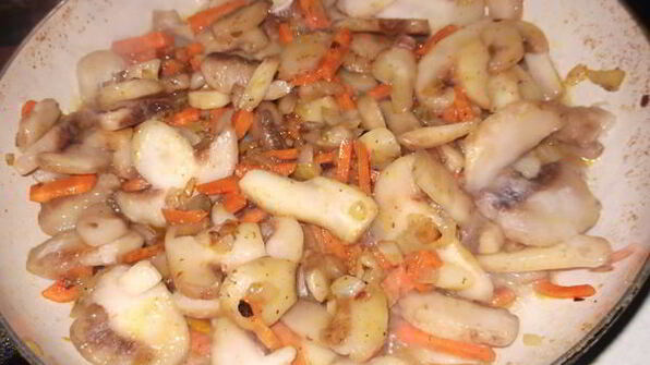 плов с шампиньонами