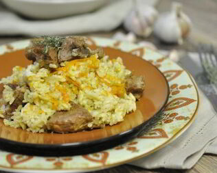 Плов со свининой в мультиварке