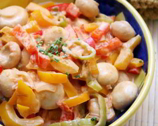 Грибное рагу с томатами