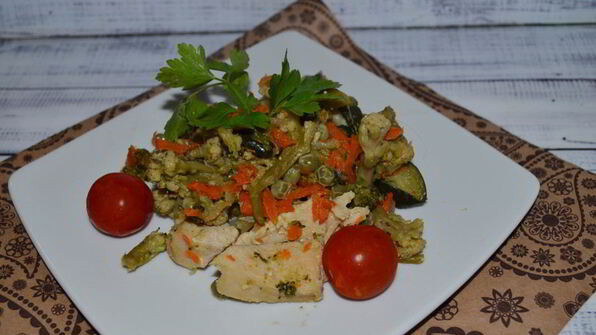 овощное рагу с куриной грудкой