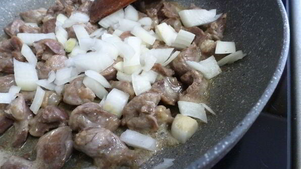 овощное рагу с куриными желудками