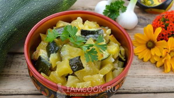 постное рагу из кабачков с картошкой в мультиварке