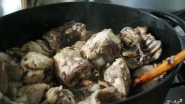 рагу из курицы со свеклой