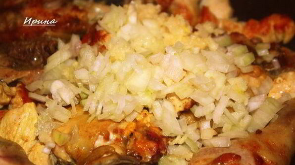 рагу из курицы со свекольным карри