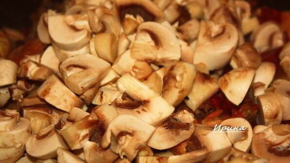 рагу из курицы со свекольным карри