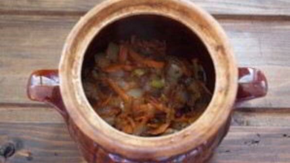 рагу в горшочках с мясом