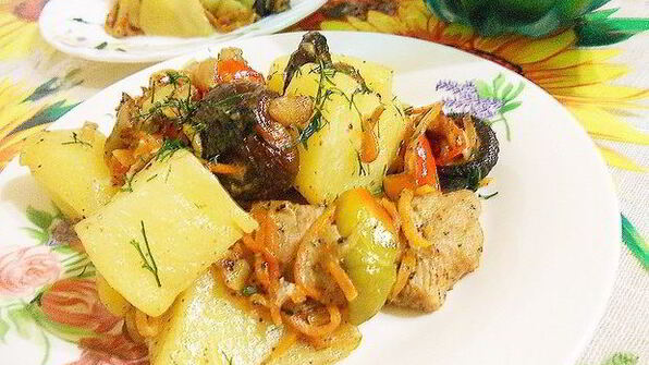 рагу в горшочке с грибами шиитаке