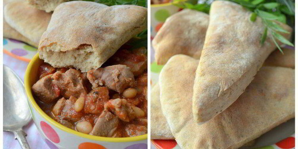 Рецепт цельнозерновых сметанных треугольников с аппетитным рагу из индейки