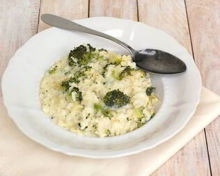 Ризотто с брокколи и пармезаном