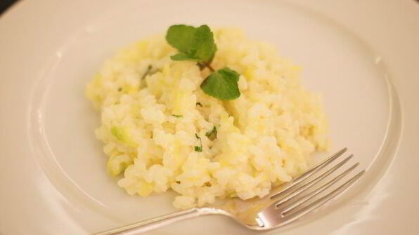 ризотто с фенхелем, цукини и мятой