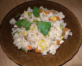 Ризотто с курицей и замороженными овощами