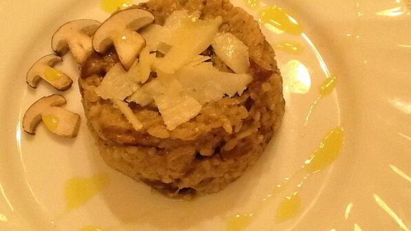 сливочное ризотто с польскими грибами и пармезаном