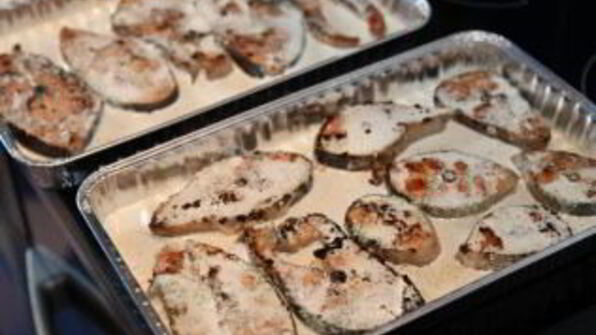 горбуша в сливочно-чесночном соусе