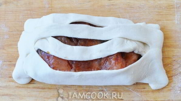 горбуша, запеченная в слоеном тесте