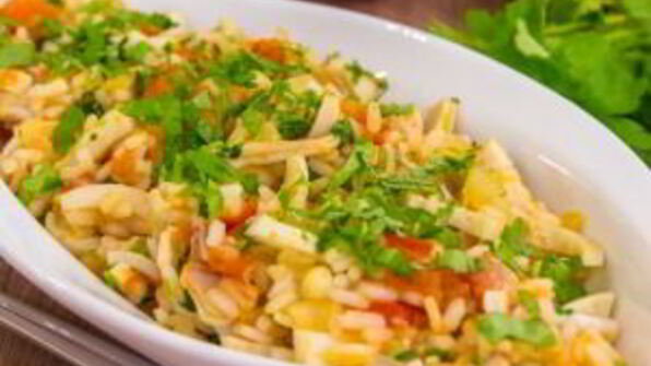 кальмары с рисом и помидорами