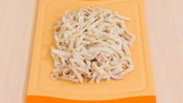 кальмары с рисом и помидорами