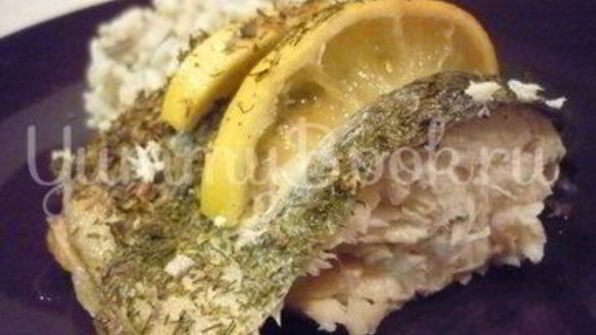 радужная форель, запеченная в фольге с лимоном
