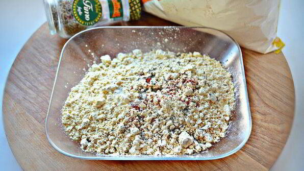 жареные кольца кальмаров в нутовом кляре