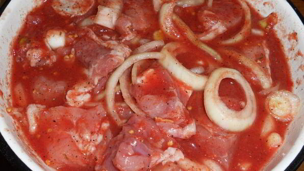 шашлык из свинины в томатном маринаде в духовке