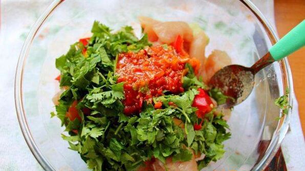 шашлык куриный с овощами