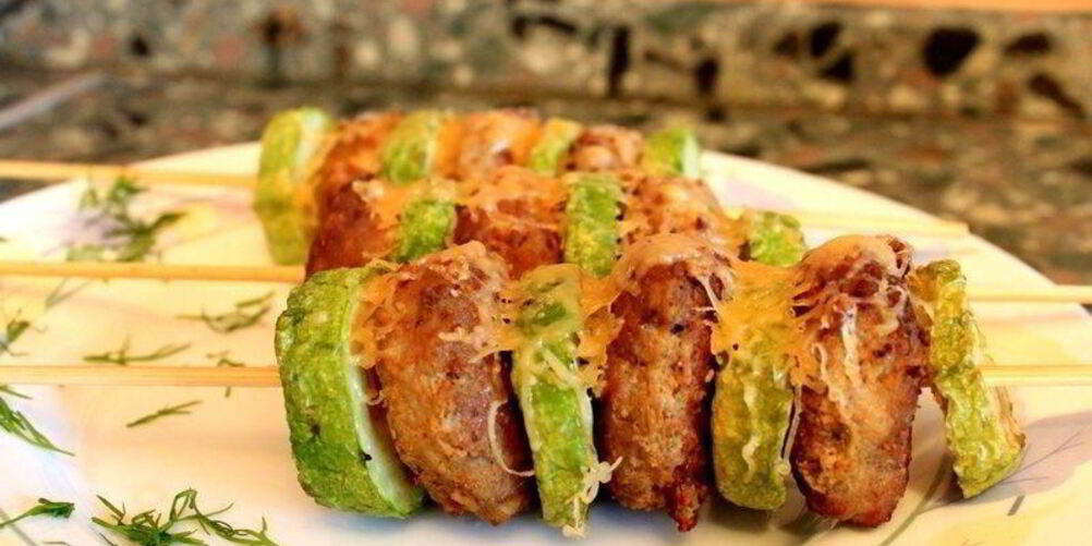 Рецепт шашлыков из кабачков с фаршем в духовке