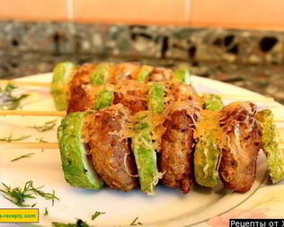 Шашлыки из кабачков с фаршем в духовке