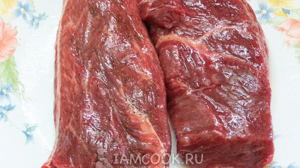 стейк из говядины с розмарином и тимьяном