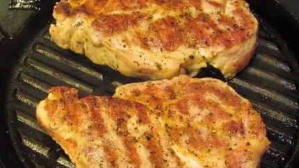 Стейк из шейки свинины