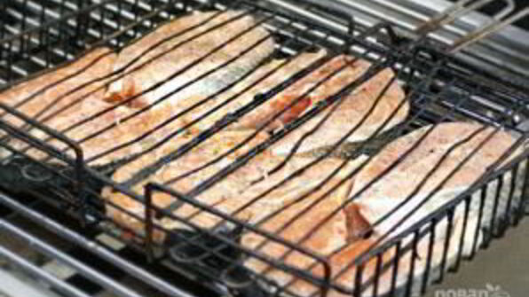 стейк семги на гриле