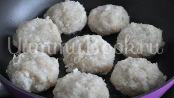 куриные тефтели в томатном соусе