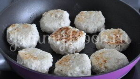 куриные тефтели в томатном соусе