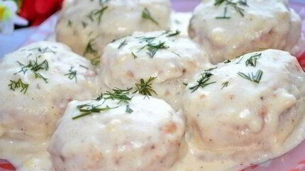 Нежные мясные тефтели в белом соусе