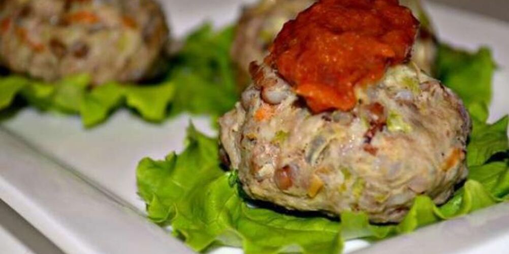 Рецепт паровых тефтелей с гречкой и кабачками