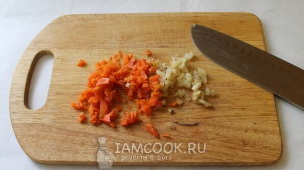 тефтели мясные в сметанно-томатном соусе