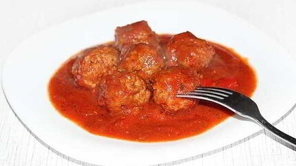 Тефтели под томатным соусом