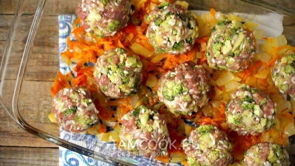 тефтели с брокколи в духовке