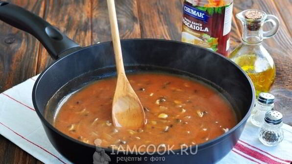 тефтели с рисом в духовке с подливкой