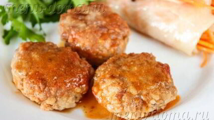 Тефтели с рисом в томатном соусе