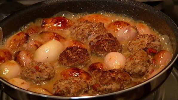 тефтельки из ягнятины с инжиром и луком-шалотом