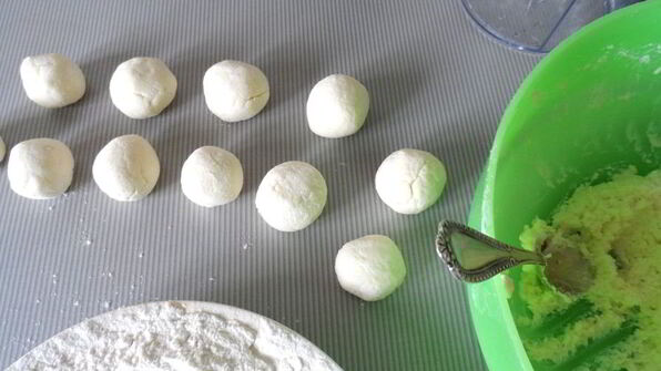 ленивые вареники с манкой