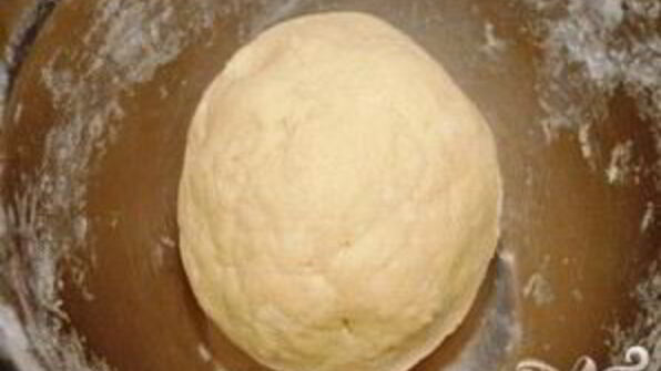 паровые творожные вареники с клубникой