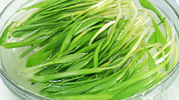 вареники из ржаного теста с творогом и черемшой