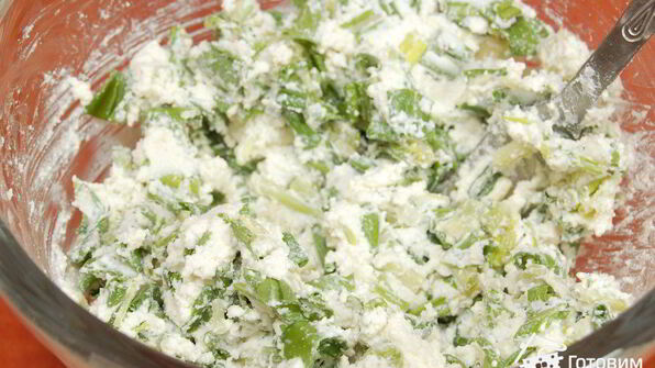 вареники из ржаного теста с творогом и черемшой