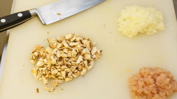 вареники с курицей и грибами