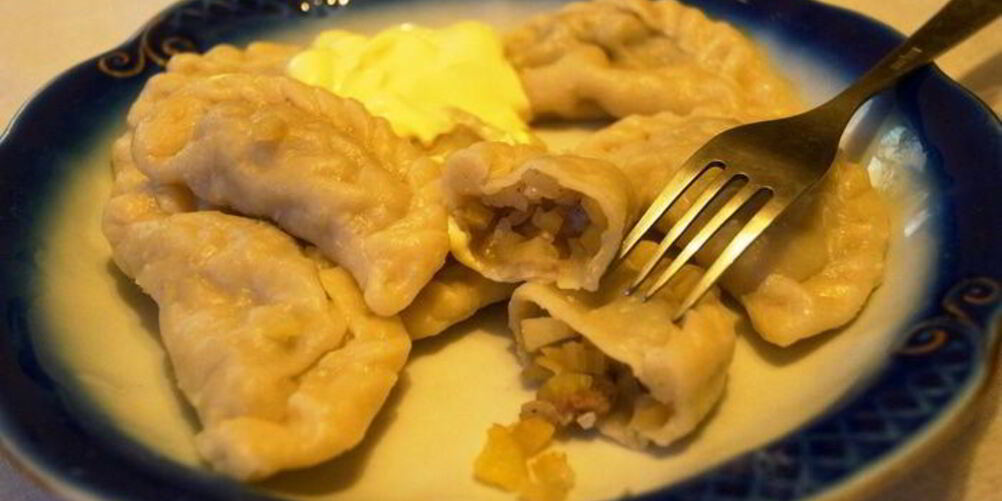 Рецепт вареников с рубленой картошкой и прослойкой