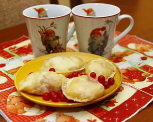 Вареники с ягодами на кефире