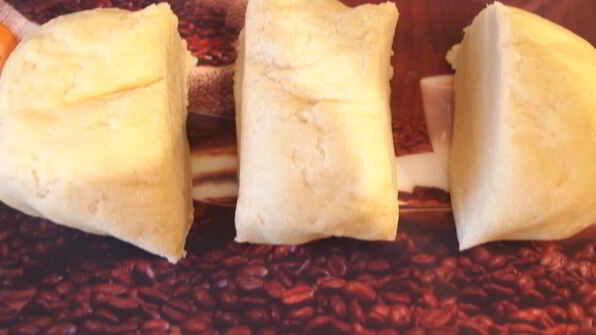 заварные вареники с клубникой и шоколадом