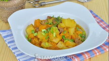 Домашнее жаркое на пиве с тыквой в мультиварке